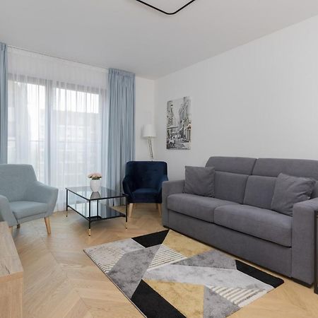Warsaw Praga Okrzei Apartment By The River By Noclegi Renters エクステリア 写真